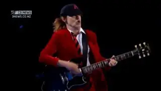 AC/DC - Shoot To Thrill (2015 Wembly) (Pro-Shot) *Brian Messes Up!*