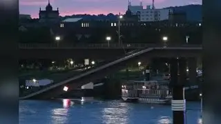 Il crollo del ponte Carola a Dresda: un video mostra la sezione caduta nel fiume Elba