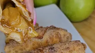 Apple Pie Eggrolls