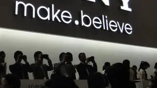 Sony's DEV-3: 3D Full HD Binoculars 