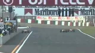 Hill passes Frentzen for 4th in the last corner of the last lap - Japan 1998.