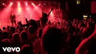 Nothing But Thieves - Crowd Surfing Interlude (Live in Hamburg)