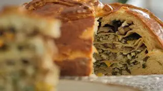 Шикарный КУРНИК🥧 Невозможно оторваться😋 Безумно ВКУСНЫЙ и красивый ПИРОГ с блинами от Лизы Глинской😃