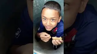 Risa sama Fais lagi main