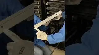 Dell PowerEdge R640 14th Gen | Racking | #tech #satisfying #dell #server #serverhardware #racking