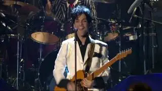 Prince performs "Let's Go Crazy" at the 2004 Rock & Roll Hall of Fame Induction Ceremony