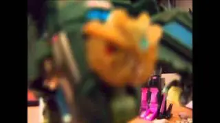 Bonecrusher gets hit in crotch (transformers stop motion)