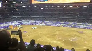 Monster Jam Arlington 2016 Grave Digger