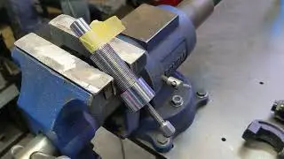 3 ton Hydraulic Screw Ram - novel design?