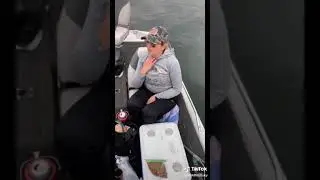 TikTok Girl Farting #10