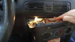 How to replace dashboard bulbs for Toyota Corolla. Years 1990 to 2020