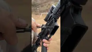 How Navy SEALs Clean and Oil Their Rifles in 30 Seconds 🔱🇺🇸🐸 #shorts