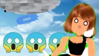 puting EVERY item i have in royale high...*i lagged 💀*