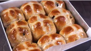 Hot Cross Buns Recipe | Traditional Easter Recipes 2024 | Soft and Fluffy Buns | Good Friday Special