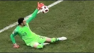 The Best Saves And Help Of Goalkeeper!