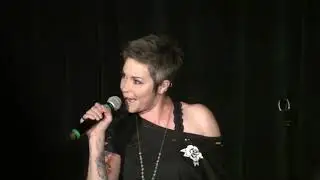 Kim Rhodes Singing 