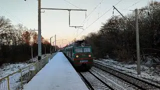 Бонд, Джеймс Бонд | ВЛ80к-007 з вантажним потягом