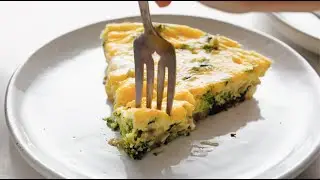 Broccoli, Cheddar & Spinach Frittata