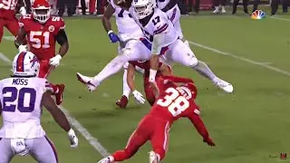 Josh Allen HURDLES L'Jarius Sneed for the 1st Down 😮 | Bills vs Chiefs