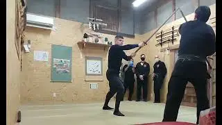 Furuta Soke Kumogakure-ryu ninpo uses Chigiriki 契木 weapon