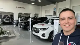 Зашёл к дилеру Chery. Узнал, сколько стоят новые кроссоверы