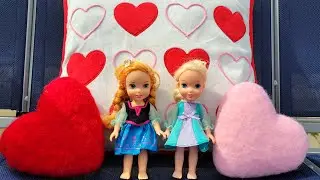 Valentine's Day 2023! Elsa & Anna toddlers - Barbie - contest games - crafts - fun - surprises