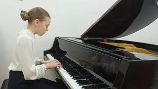 231644 Гулакова София, с. Кожевниково - И.С.Бах Маленькая прелюдия, К. Прейер Трещотка
