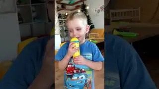 CHEBURASHKI ДВОЙНЯШКИ Александр поет песенку