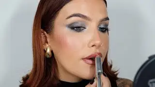 cool toned 90s makeup