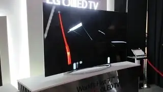 LG flexible TV screen, see the 4K OLED bend at CES 2014