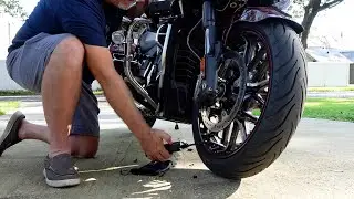 Motorcycle Tire Inflator - Lexin Lifesaver! Moto-Travel and Touring Essential