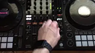 Pioneer DDJ-1000 hardware effects demo