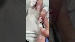 Дизайн «сердечки» Как нарисовать одинаковые сердечки на ногтях #ногти #мастерманикюра #дизайнногтей