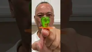 👂 ASMR RING POP LOLLIPOP CANDY WATERMELON FLAVOR AND SATING SOUNDS 👂#asmr #shorts