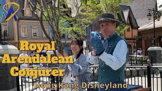 Magician in World of Frozen at Hong Kong Disneyland