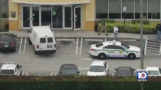 Thief steals mans cash outside bank in Miami-Dade