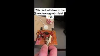 This device listens to the electromagnetic field ⚡️🔊 