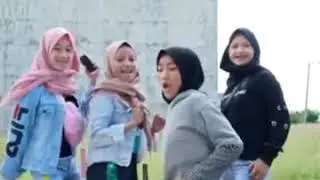 Anak Smp Lagi Asik Goyang Mantap