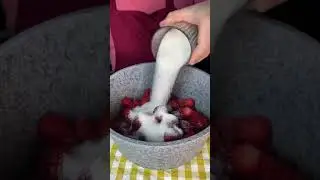 Клубничный джем из трёх ингредиентов