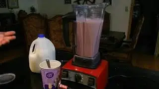 Banana and Strawberry Smoothie