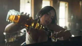 Zhamira Zambrano -  7 Vidas (Official Video)