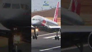 BOEING 757 Landing at Madeira Airport