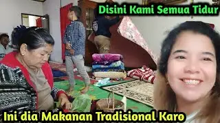 akhirnya kita sudah sampai..Langsung di berikan makanan khas Karo dan disini kita tidur