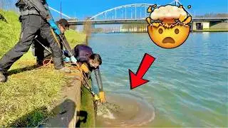 We Found Safes with Underwater Drones And Went Magnet Fishing