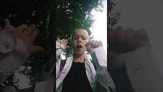 я ехала на велике)