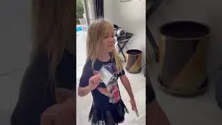 Shopping 👗 Vika 👧🏼 Dad 😁 Shorts TikTok