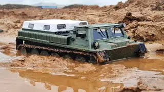 WPL E1 ATV against a ton of mud! ... Look what he's capable of!