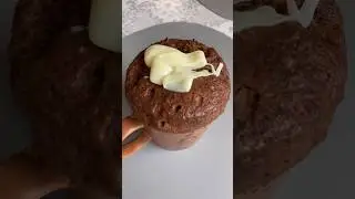 КЕКС В КРУЖКЕ ЗА 3 МИНУТЫ 🔥🤤 #shorts #быстрыйрецепт #еда #кулинария #готовим