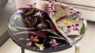 Resin Art Tutorial! Amazing Black and White Table Made of Flowers and Epoxy Resin.