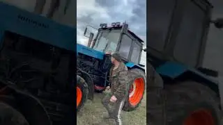 Тракторист уехал зубы подлечить 😁 